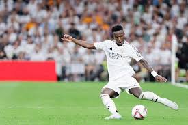 👀TA:财务顾问曾警告不能签奥尔莫,但巴萨管理层未采纳.